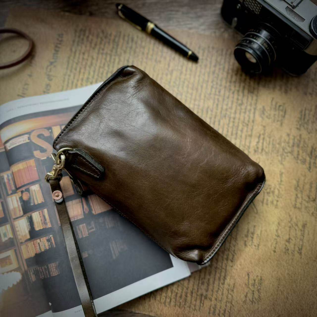 DEEPKEE多功能收納手腕眞皮包6793號