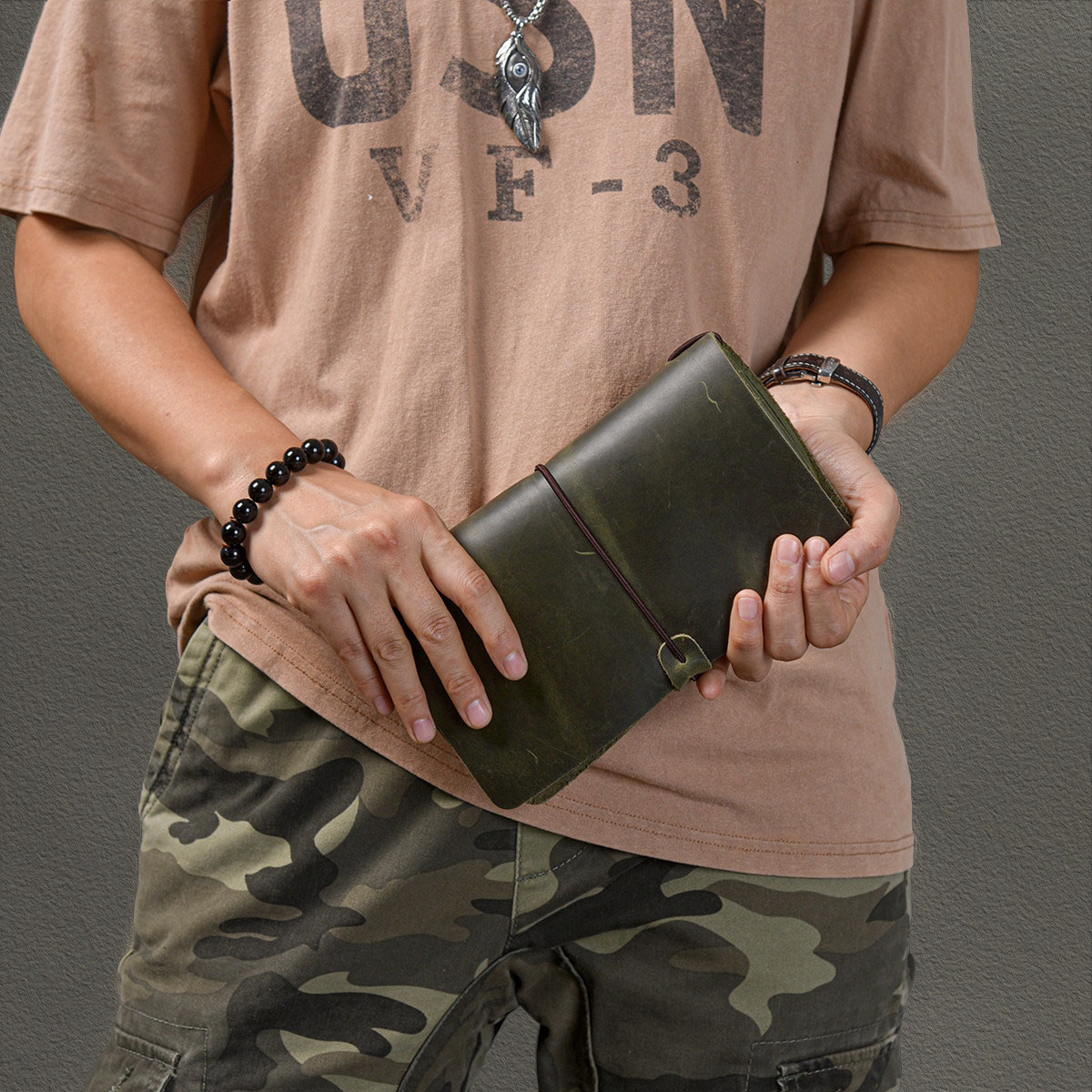 多功能瘋馬皮男士手拿包2413號