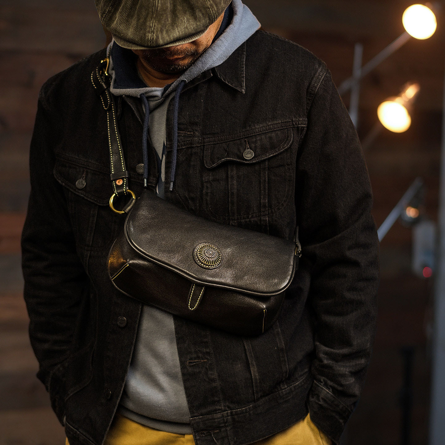 日韓休閒風真皮氣質斜背包LB8338號