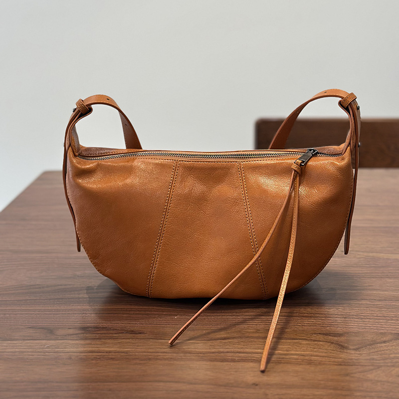 DEEPKEE 純色本革ムーン單肩軟皮女包25013 號