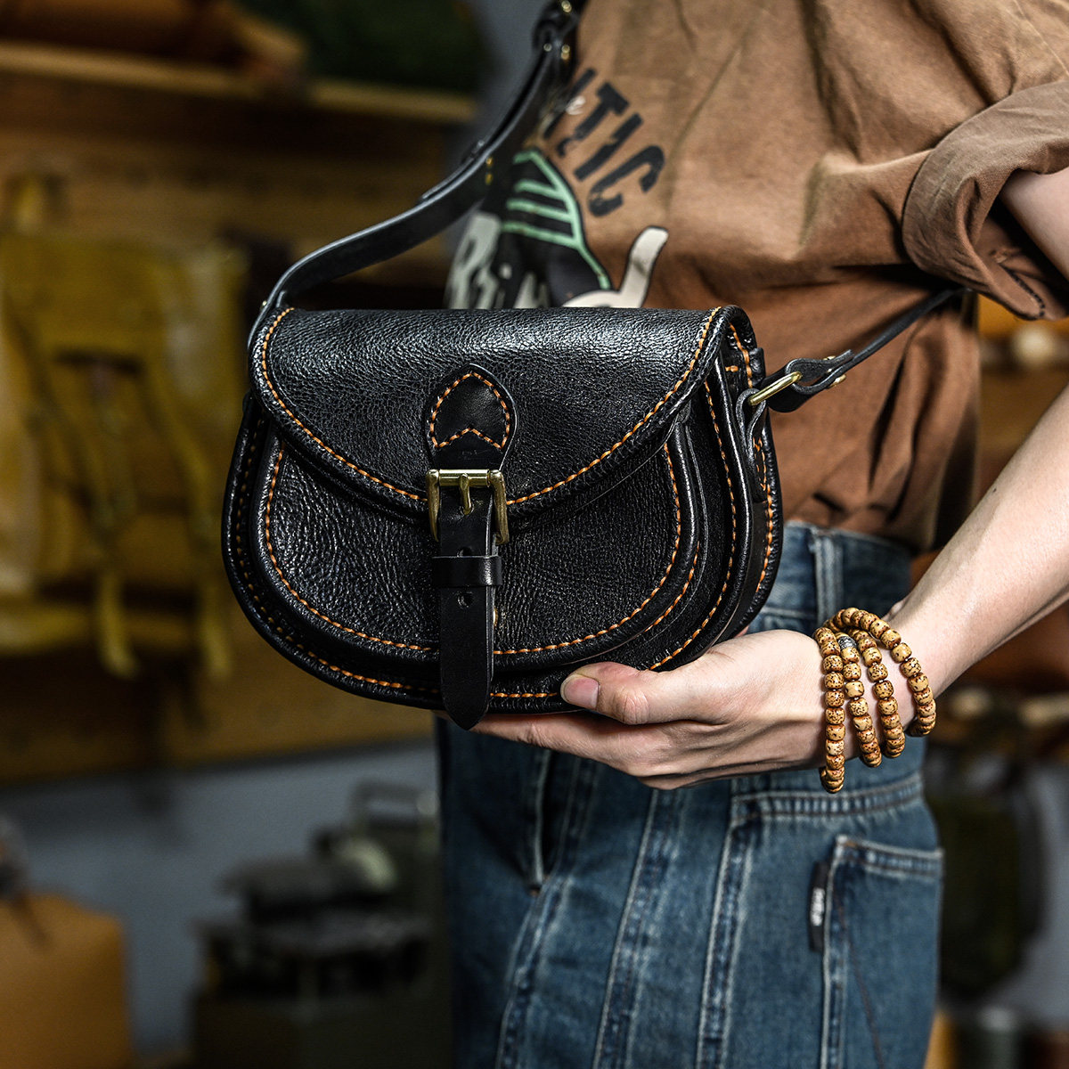 DEEPKEE 手工縫線牛皮馬鞍包 220 號 復古斜挎小包