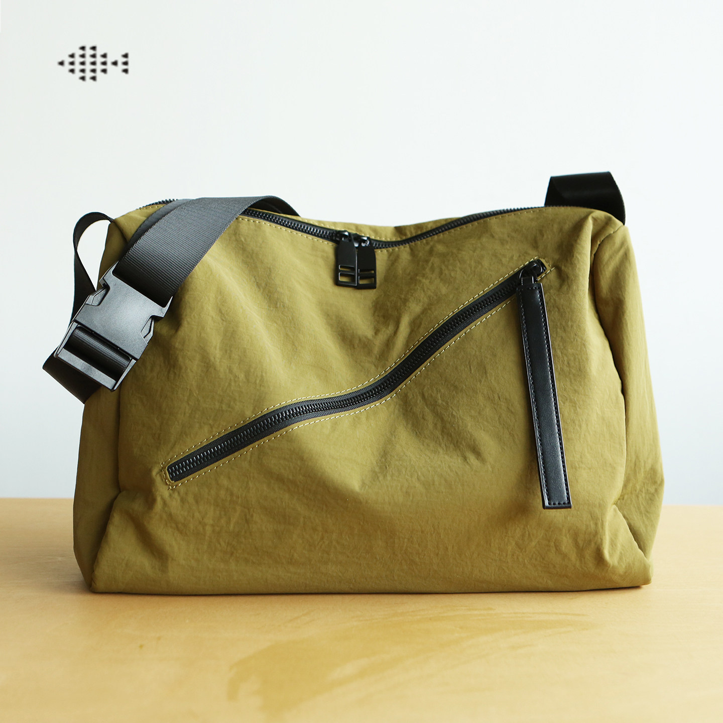 DEEPKEE簡潔戶外男包3924號