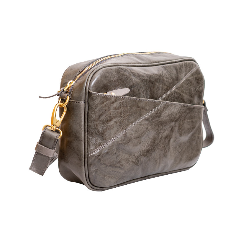 DEEPKEE日式通勒植鞣牛皮斜背包D70248號