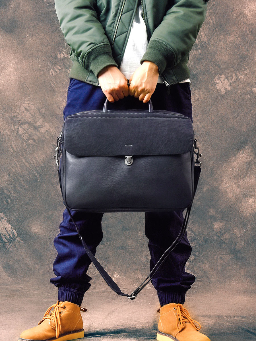 男士真皮多隔層手提包2412號