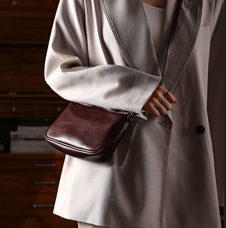 手工復古頭層牛皮麻將包KB-1628號