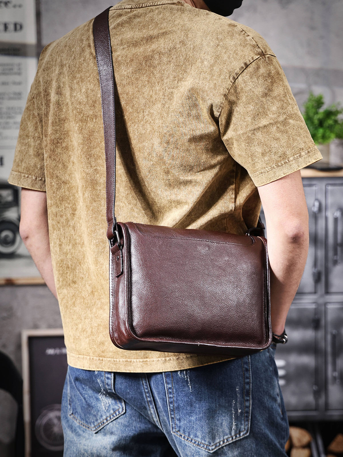 復古手工原創植鞣皮簡約郵差包2615號