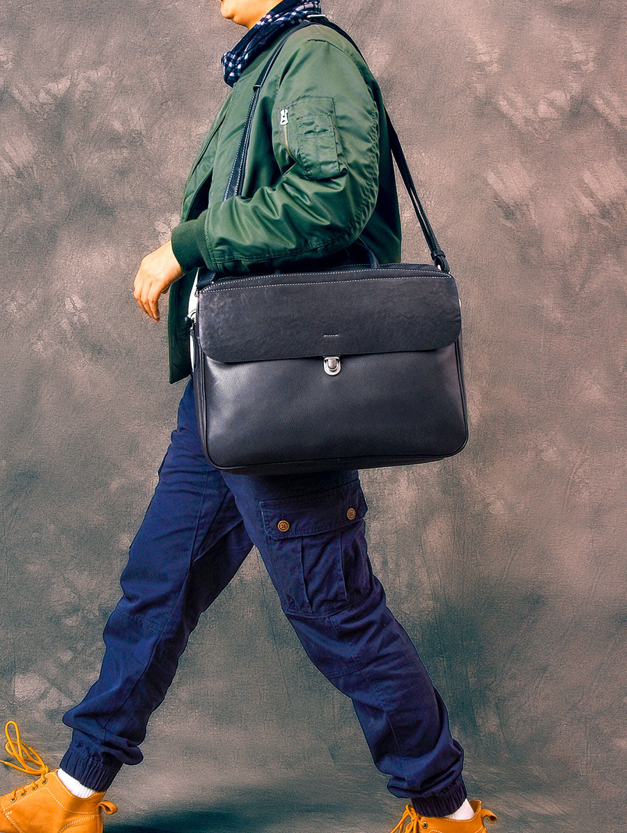 男士真皮多隔層手提包2412號