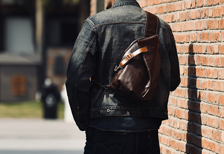 DEEPKEE休閒男士真皮胸包6756號