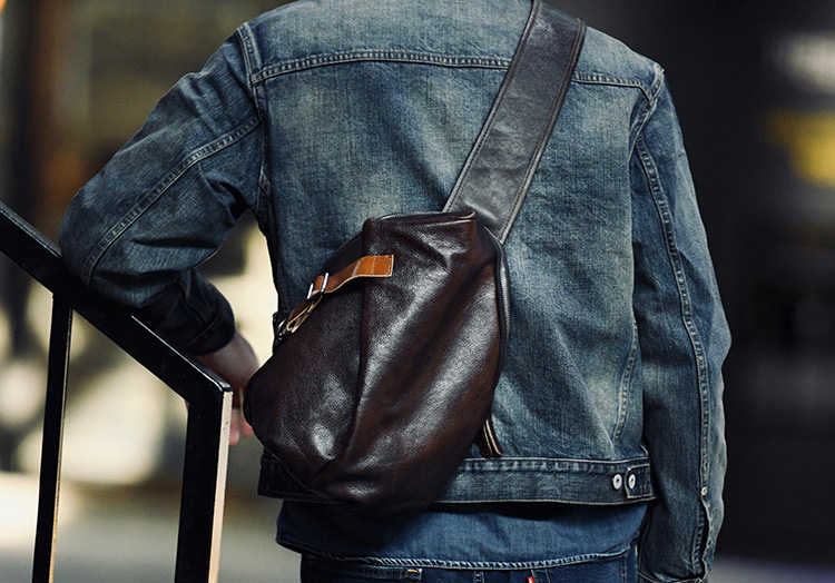 DEEPKEE休閒男士真皮胸包6756號