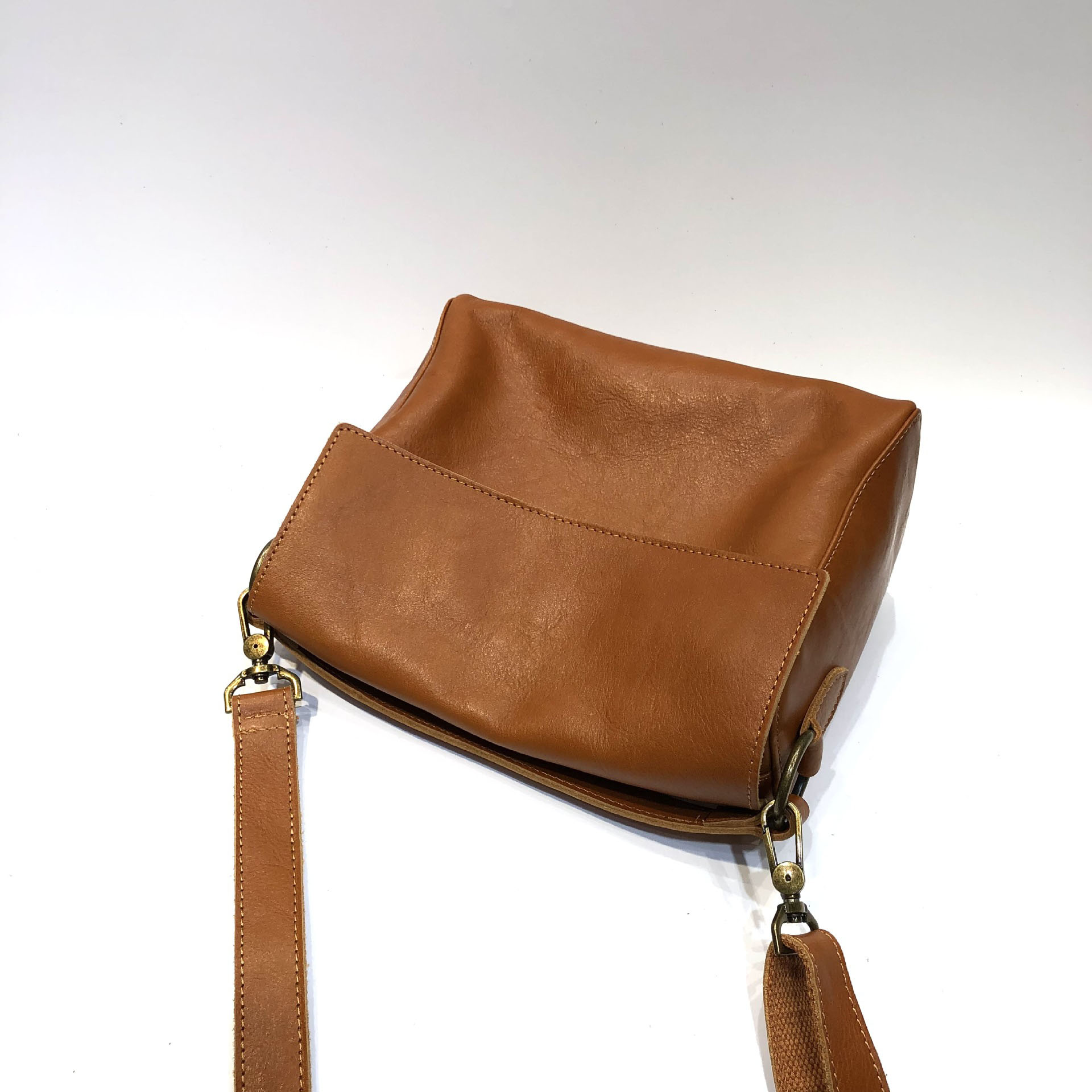 DEEPKEE original nubuck handmade full-grain genuine leather cowhide bag 真皮女包復古手工頭層植鞣牛皮單肩斜挎托特手提包 001 號