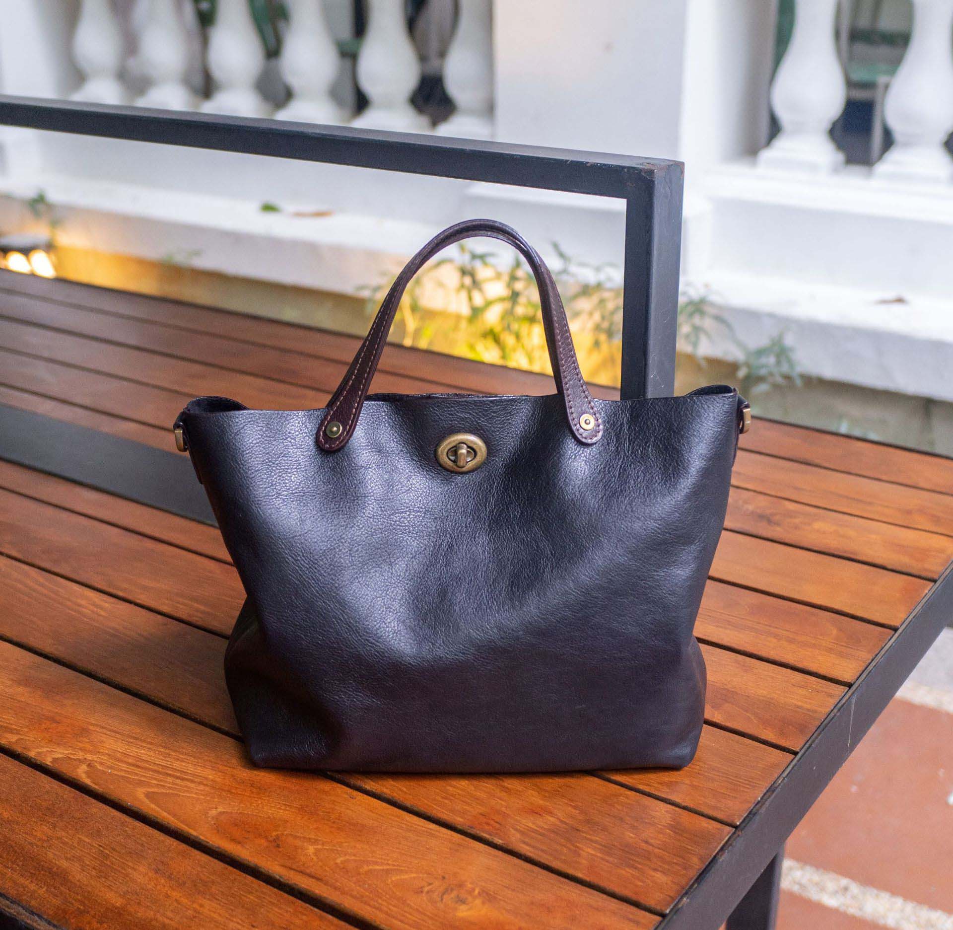 香港狄記皮具 狄記 原創真皮手工 ins郵差包 ins風格包包 頭層牛皮包包 皮革 原創手工真皮 皮件 DEEPKEE 復古真皮手工包