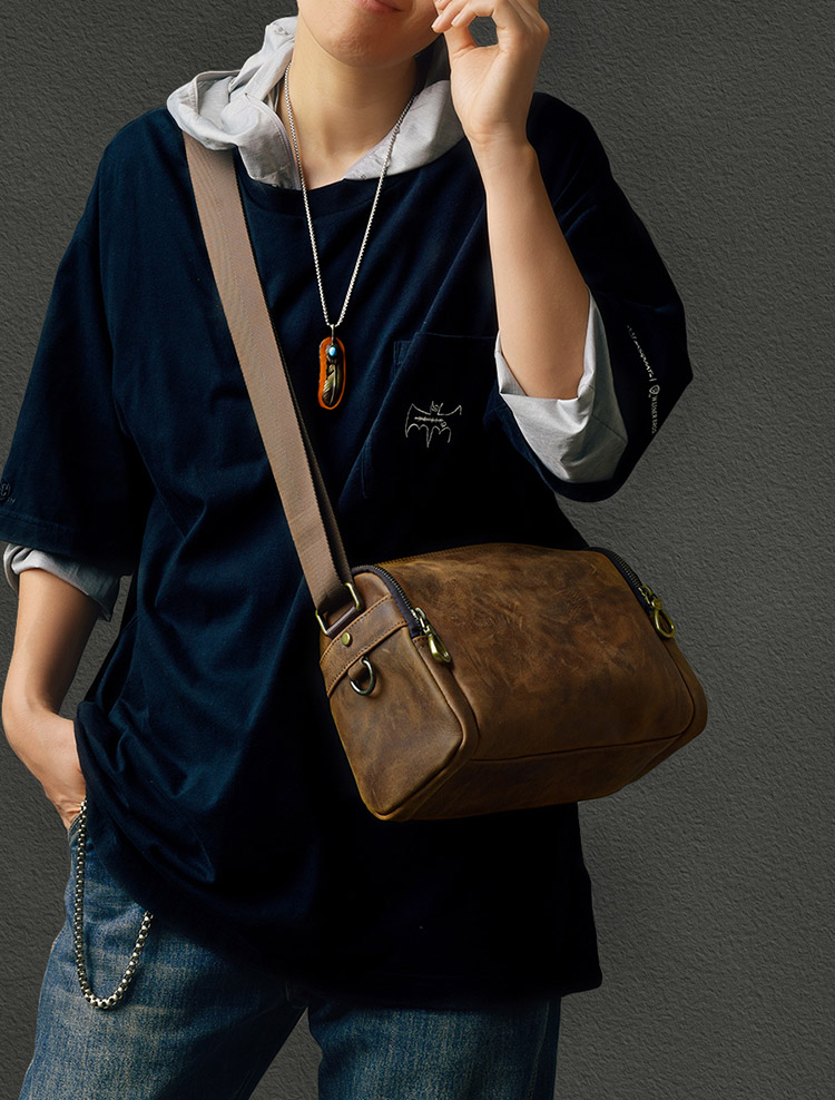 香港狄記皮具 狄記 原創真皮手工 ins郵差包 ins風格包包 頭層牛皮包包 皮革 原創手工真皮 皮件 DEEPKEE 復古真皮手工包