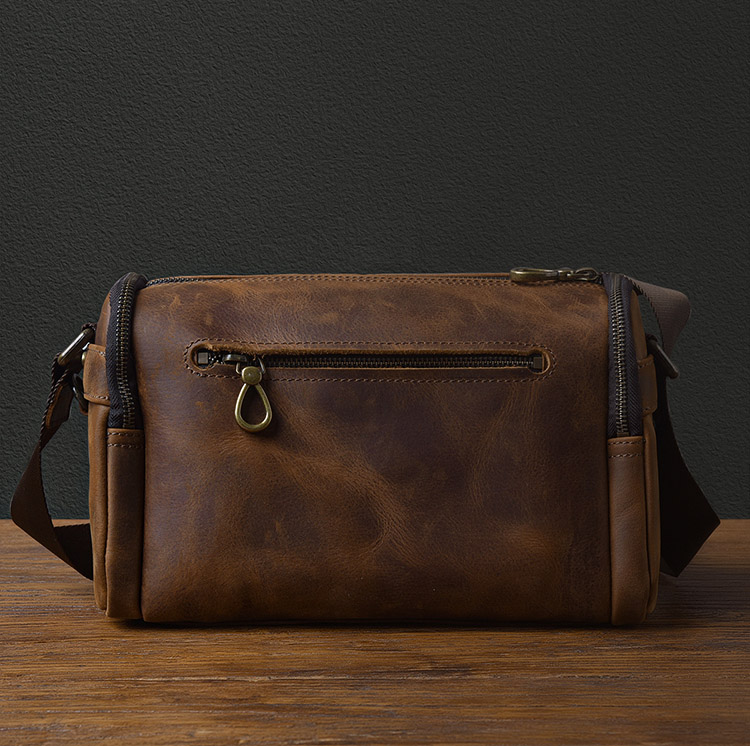 香港狄記皮具 狄記 原創真皮手工 ins郵差包 ins風格包包 頭層牛皮包包 皮革 原創手工真皮 皮件 DEEPKEE 復古真皮手工包