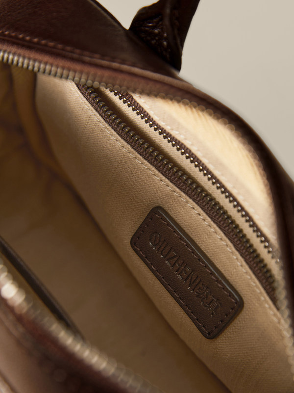 香港狄記皮具 狄記 原創真皮手工 ins郵差包 ins風格包包 頭層牛皮包包 皮革 原創手工真皮 皮件 DEEPKEE 復古真皮手工包