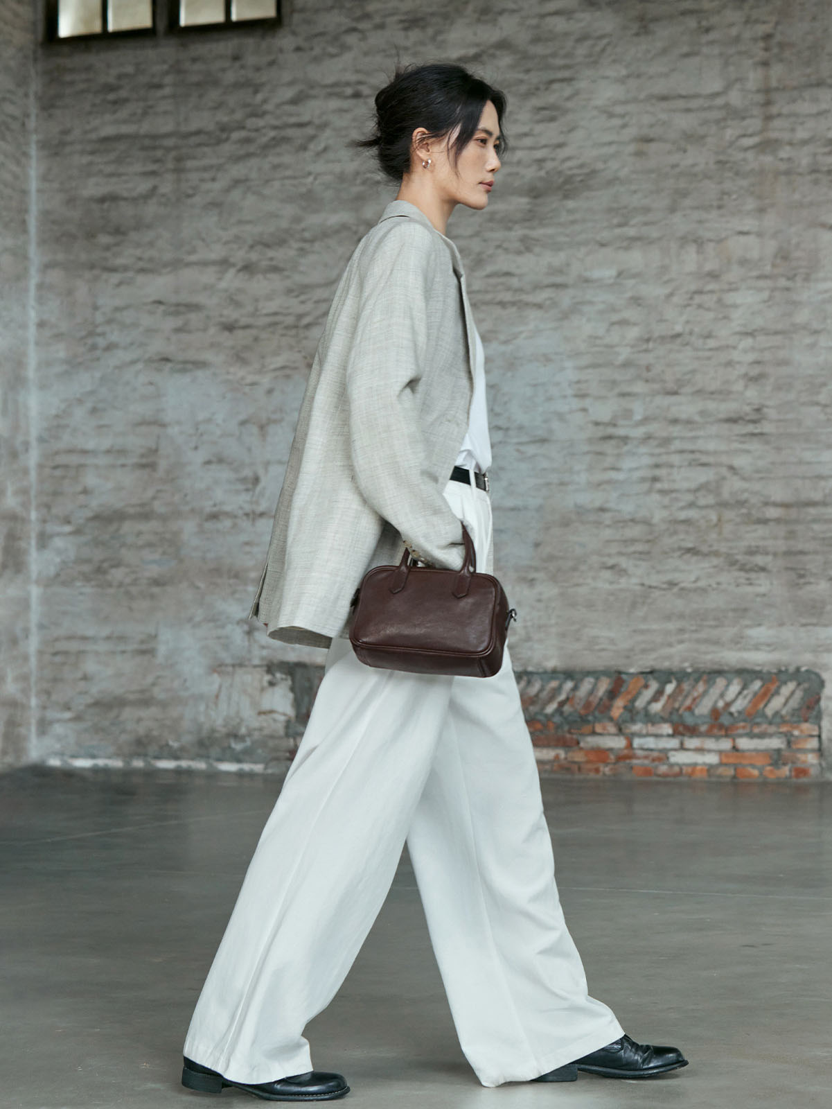 香港狄記皮具 狄記 原創真皮手工 ins郵差包 ins風格包包 頭層牛皮包包 皮革 原創手工真皮 皮件 DEEPKEE 復古真皮手工包