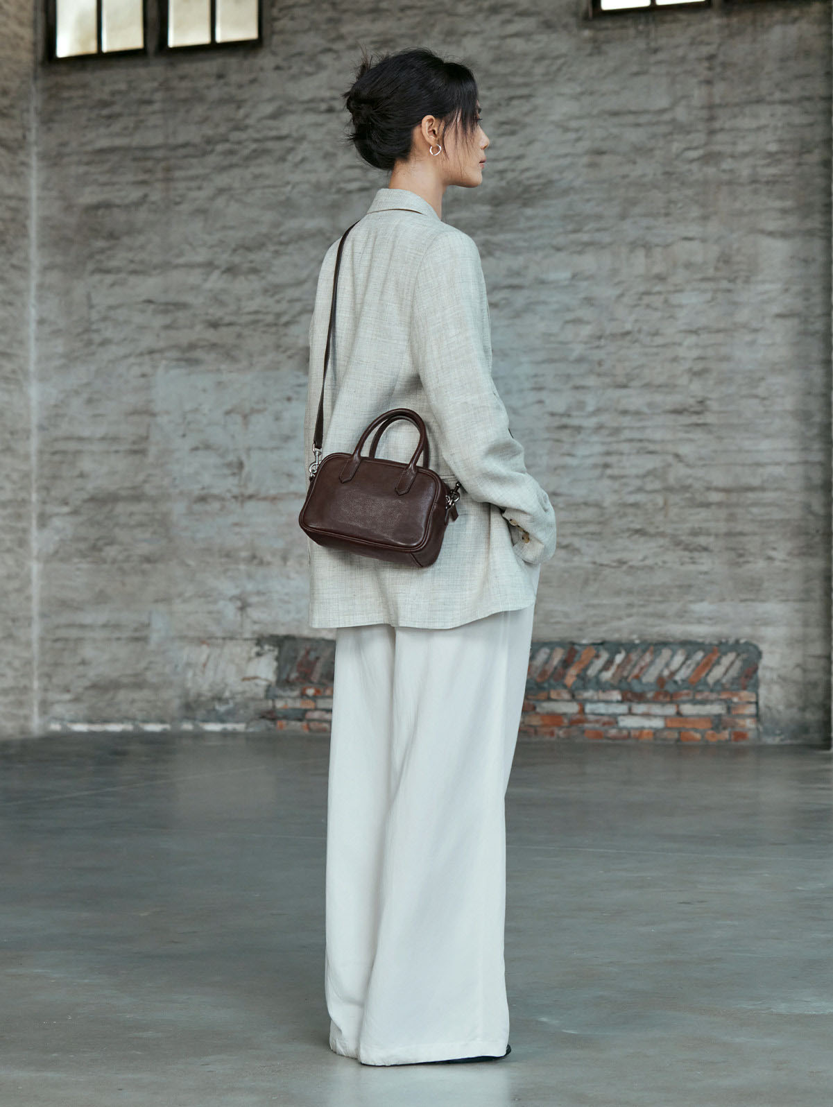 香港狄記皮具 狄記 原創真皮手工 ins郵差包 ins風格包包 頭層牛皮包包 皮革 原創手工真皮 皮件 DEEPKEE 復古真皮手工包