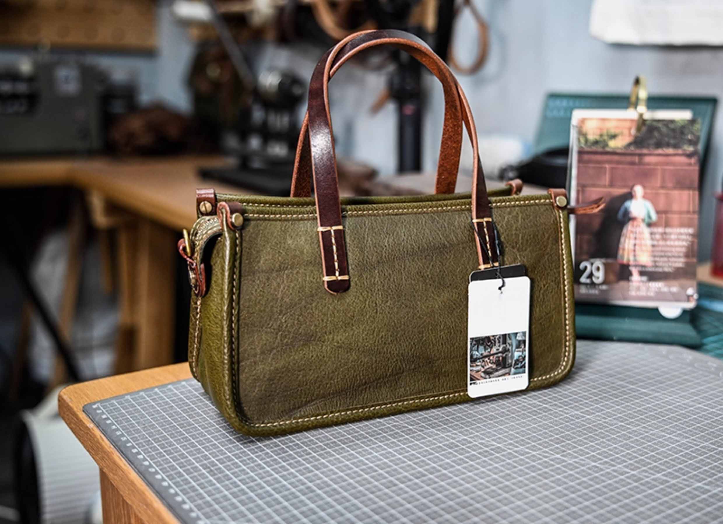 香港狄記皮具 狄記 原創真皮手工 ins郵差包 ins風格包包 頭層牛皮包包 皮革 原創手工真皮 皮件 DEEPKEE 復古真皮手工包