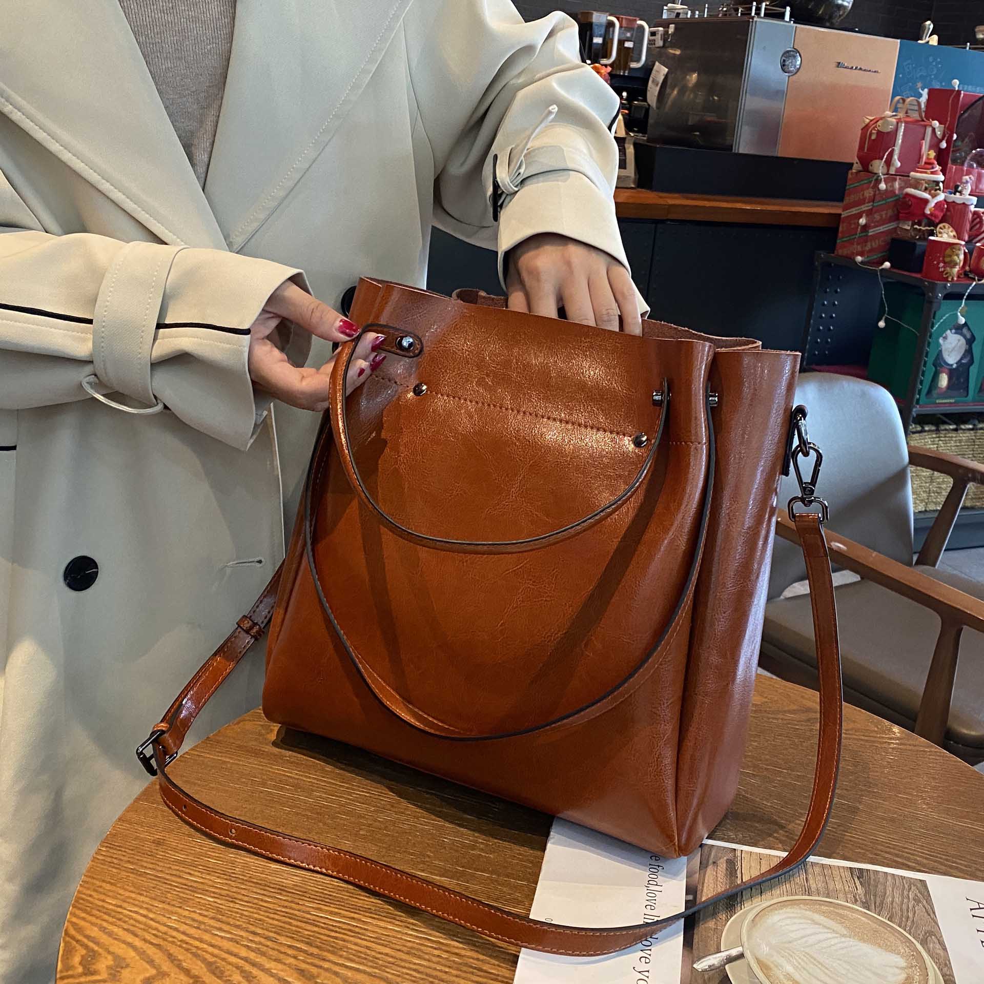 DEEPKEE original nubuck handmade full-grain genuine leather cowhide bag 時尚高級感水桶包真皮女包 0817 號