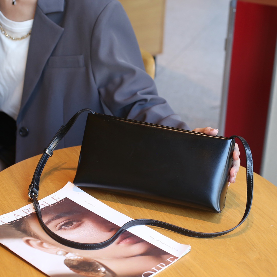 DEEPKEE BAGS | 小眾復古ッチ樹膏油蠟棍包 3101號