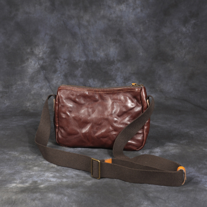 香港狄記皮具 狄記 原創真皮手工 ins郵差包 ins風格包包 頭層牛皮包包 皮革 原創手工真皮 皮件 DEEPKEE 復古真皮手工包