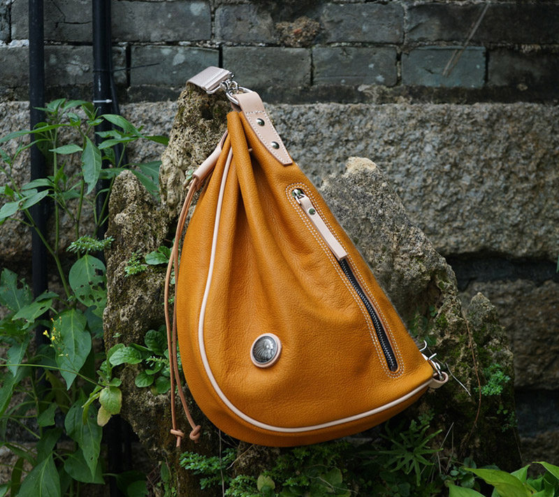 香港狄記皮具 狄記 原創真皮手工 ins郵差包 ins風格包包 頭層牛皮包包 皮革 原創手工真皮 皮件 DEEPKEE 復古真皮手工包