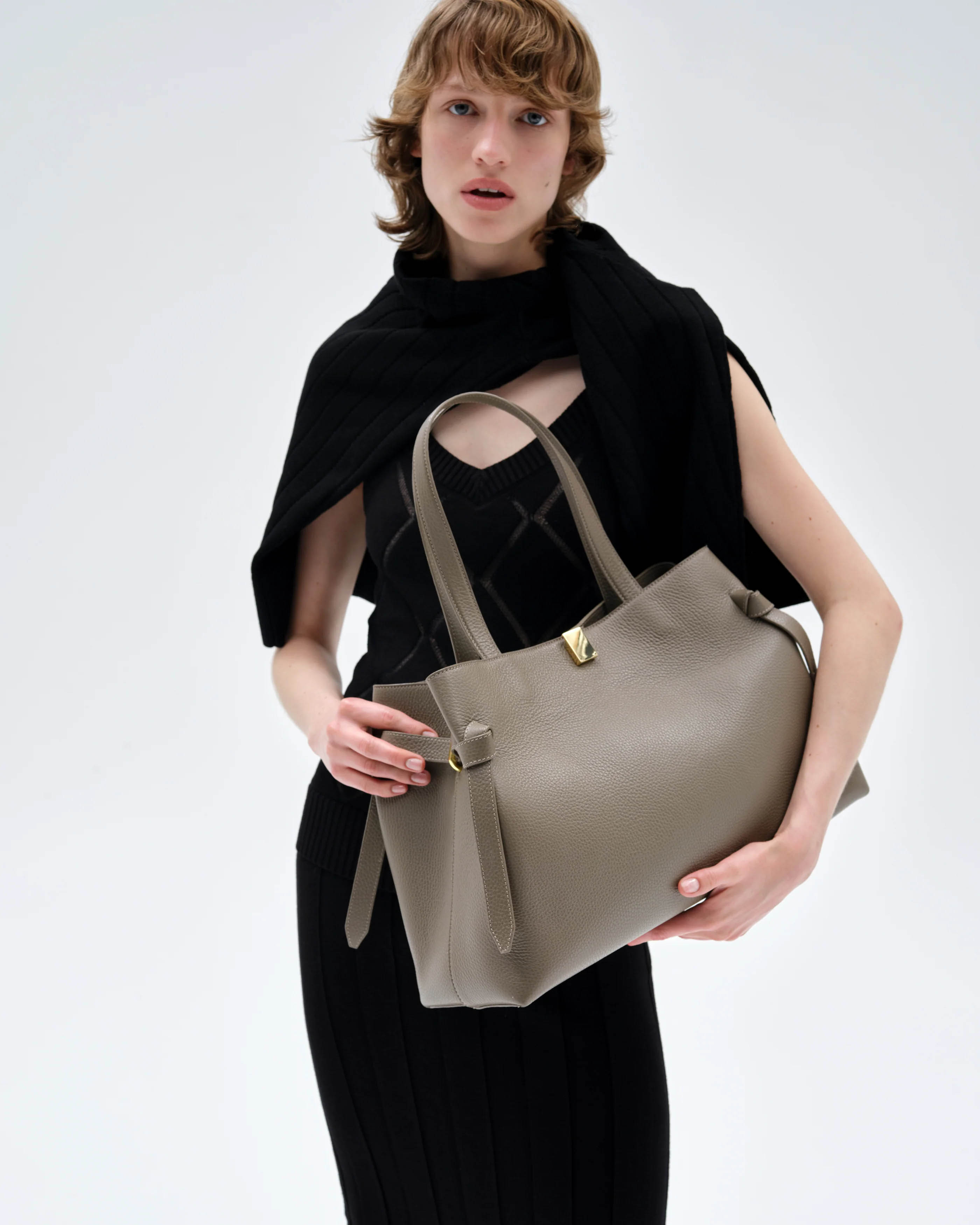 香港狄記皮具 狄記 原創真皮手工 ins郵差包 ins風格包包 頭層牛皮包包 皮革 原創手工真皮 皮件 DEEPKEE 復古真皮手工包