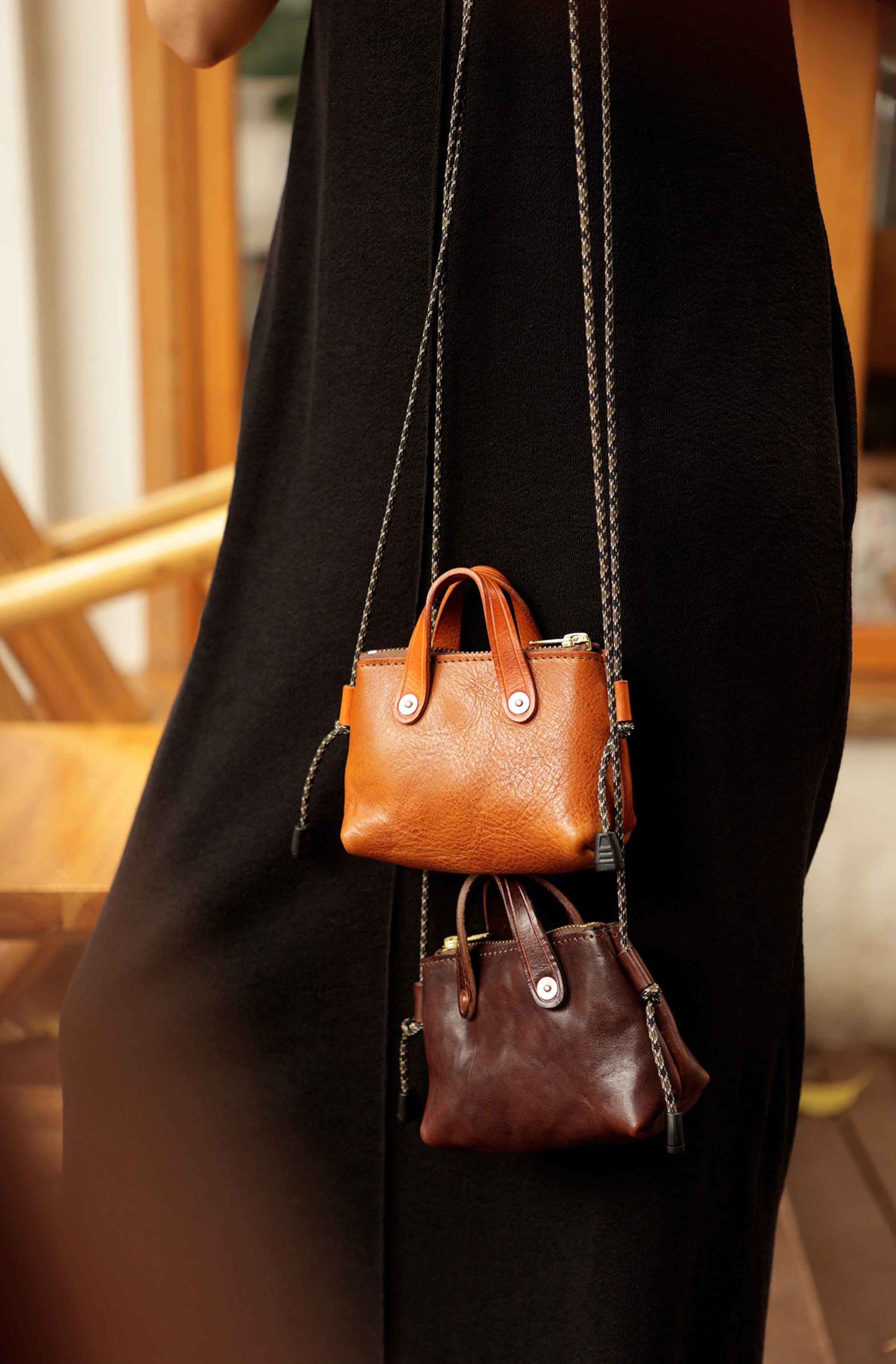 香港狄記皮具 狄記 原創真皮手工 ins郵差包 ins風格包包 頭層牛皮包包 皮革 原創手工真皮 皮件 DEEPKEE 復古真皮手工包