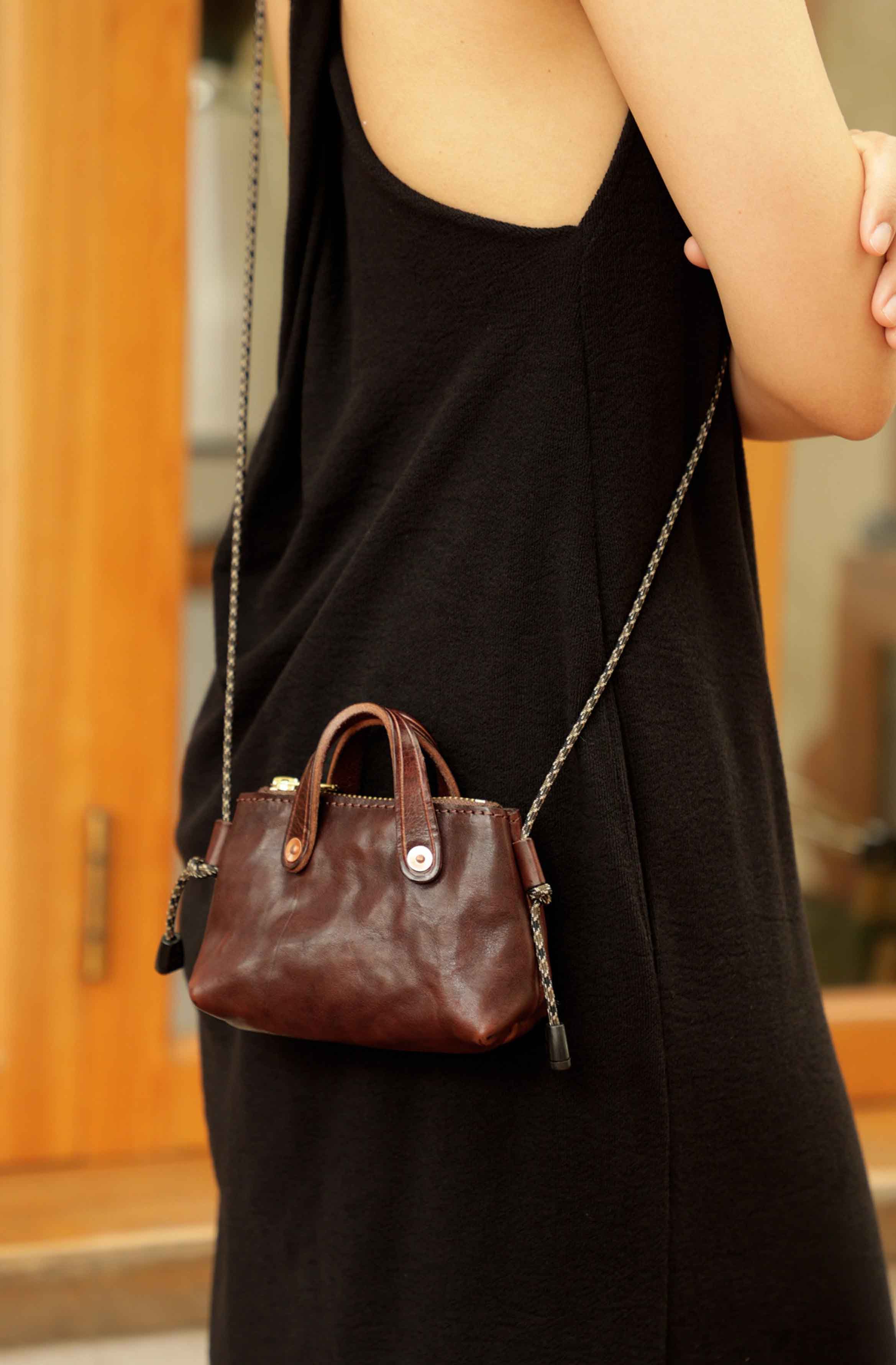 香港狄記皮具 狄記 原創真皮手工 ins郵差包 ins風格包包 頭層牛皮包包 皮革 原創手工真皮 皮件 DEEPKEE 復古真皮手工包