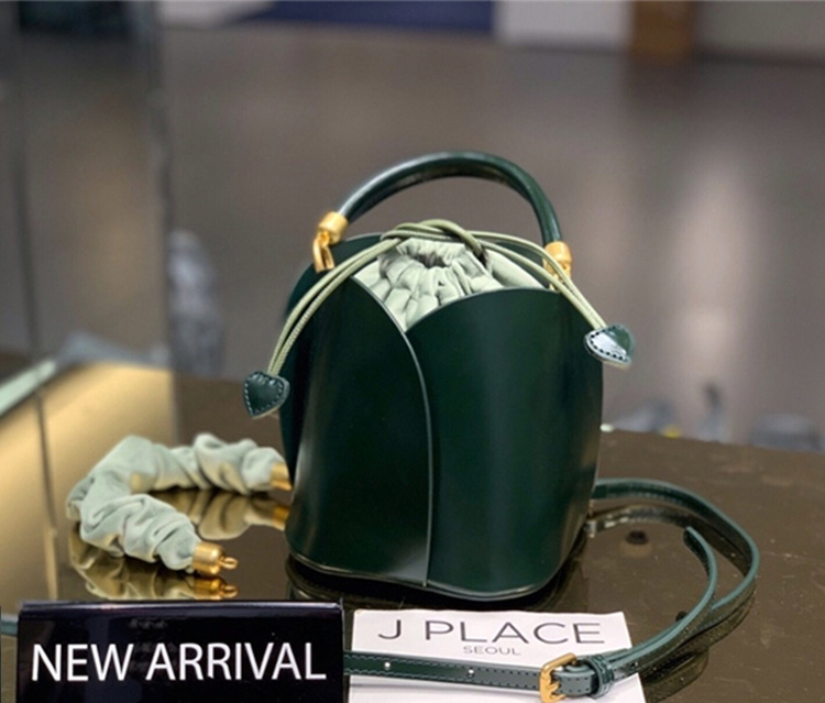 DEEPKEE original nubuck handmade full-grain genuine leather cowhide bag 牛皮花瓣包水桶包花朵包 160 號