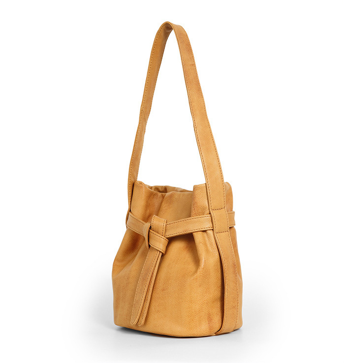 香港狄記皮具 狄記 原創真皮手工 ins郵差包 ins風格包包 頭層牛皮包包 皮革 原創手工真皮 皮件 DEEPKEE 復古真皮手工包