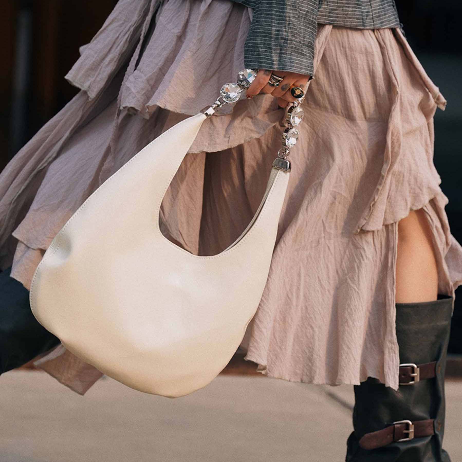 DEEPKEE-鑲鑽鏈條腋下包 2203號