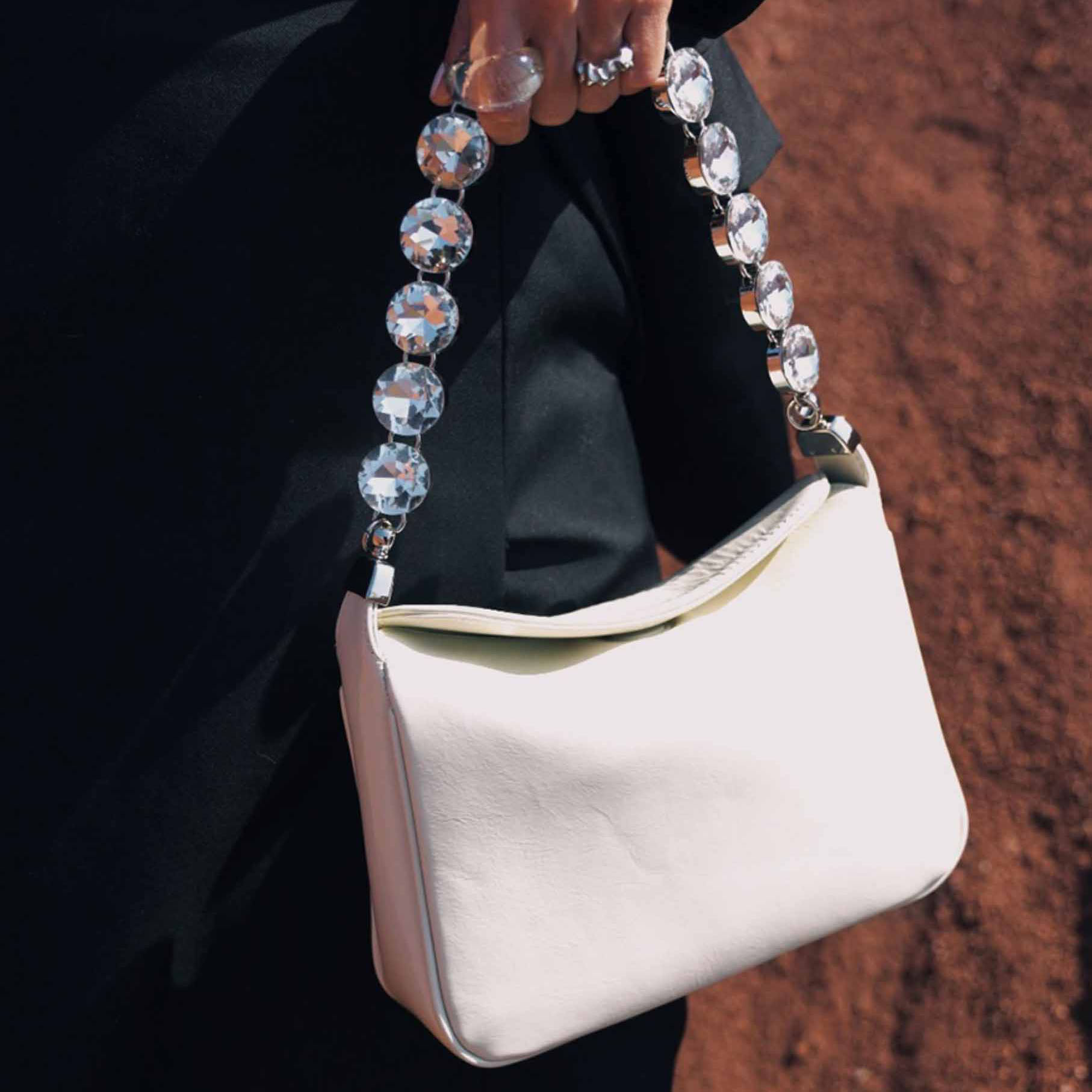 DEEPKEE-鑲鑽鏈條腋下包 2203號