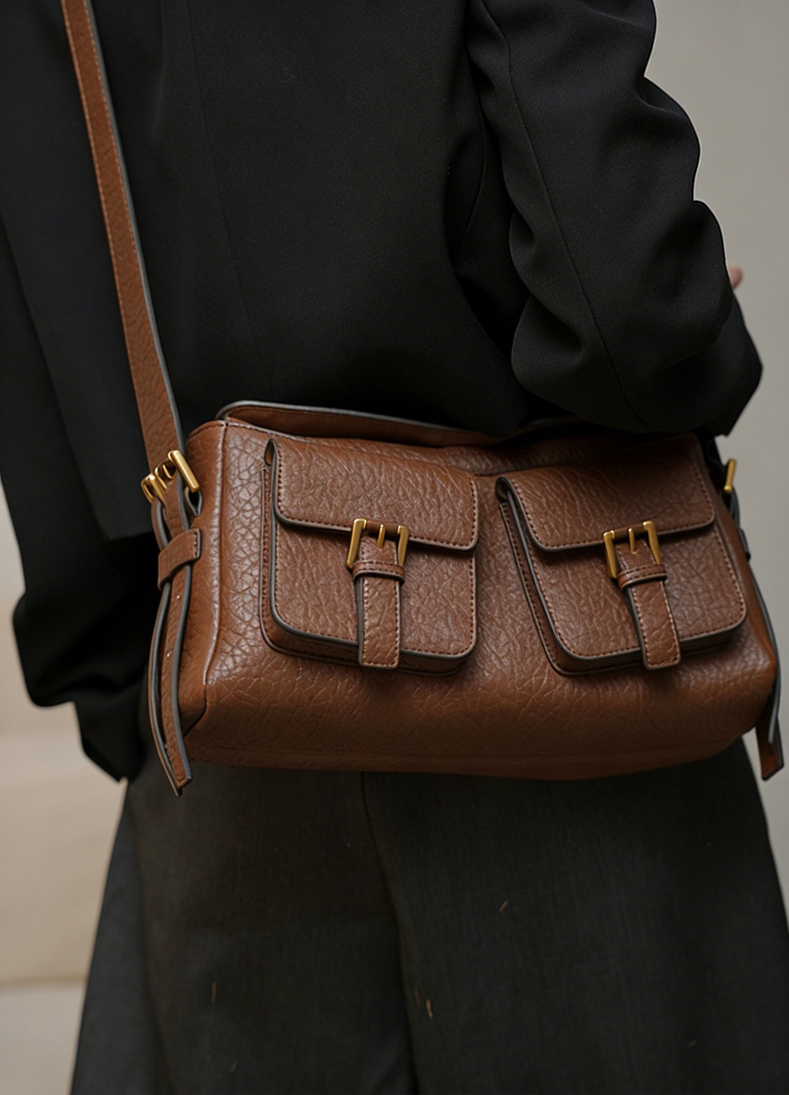 香港狄記皮具 狄記 原創真皮手工 ins郵差包 ins風格包包 頭層牛皮包包 皮革 原創手工真皮 皮件 DEEPKEE 復古真皮手工包