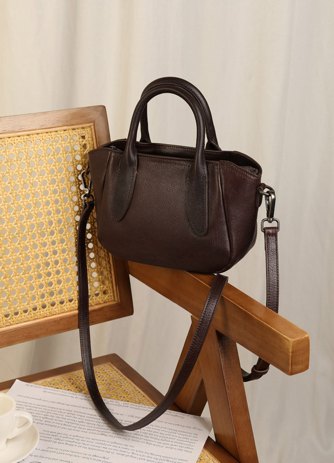 香港狄記皮具 狄記 原創真皮手工 ins郵差包 ins風格包包 頭層牛皮包包 皮革 原創手工真皮 皮件 DEEPKEE 復古真皮手工包