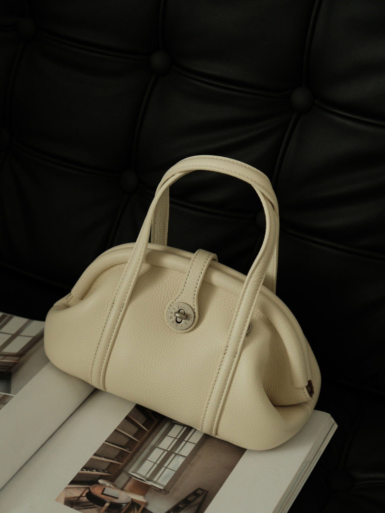 香港狄記皮具 狄記 原創真皮手工 ins郵差包 ins風格包包 頭層牛皮包包 皮革 原創手工真皮 皮件 DEEPKEE 復古真皮手工包