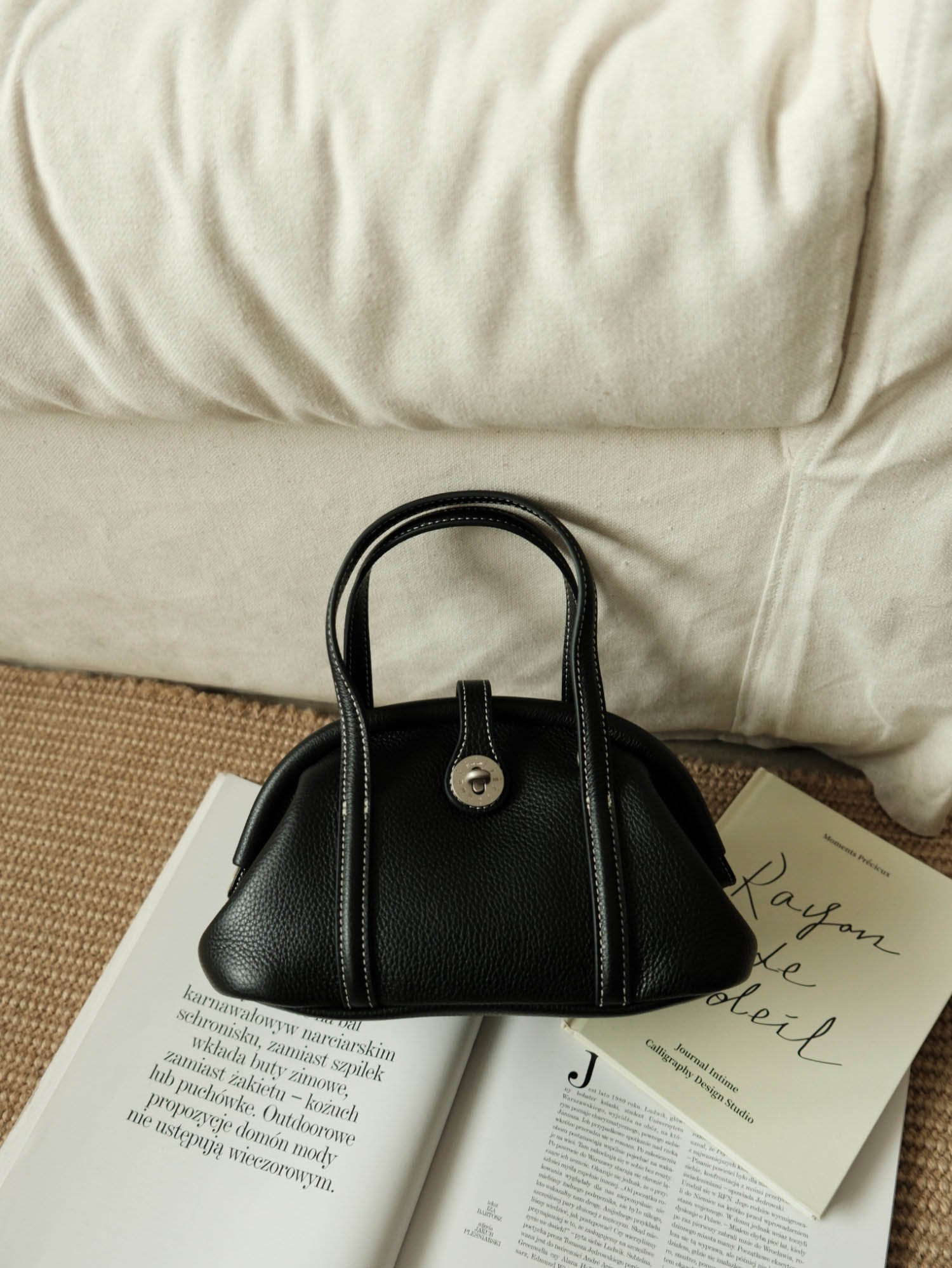 香港狄記皮具 狄記 原創真皮手工 ins郵差包 ins風格包包 頭層牛皮包包 皮革 原創手工真皮 皮件 DEEPKEE 復古真皮手工包