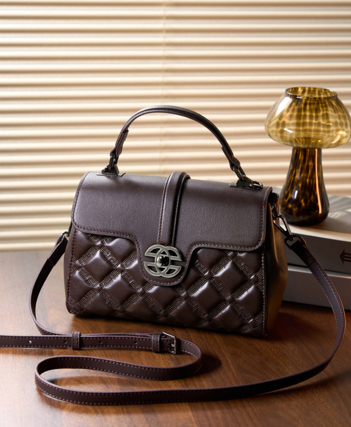 DEEPKEE original nubuck handmade full-grain genuine leather cowhide bag 真皮菱格真皮鏈條小包 2578 號