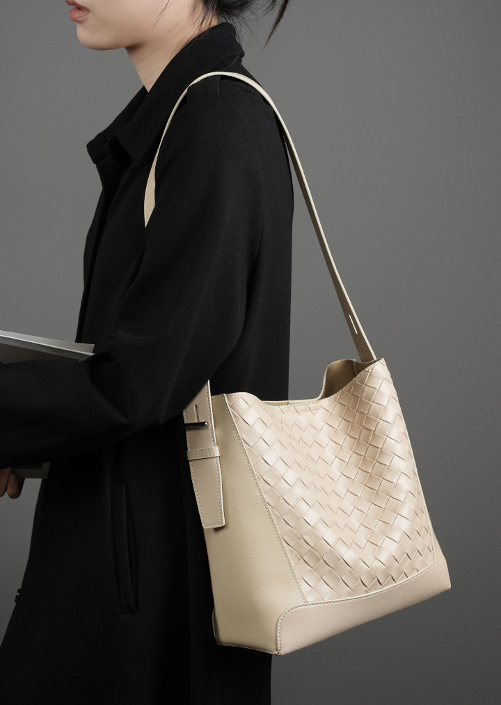 DEEPKEE original nubuck handmade full-grain genuine leather cowhide bag 牛皮手工編織大容量時尚單肩斜挎女包 2807 號