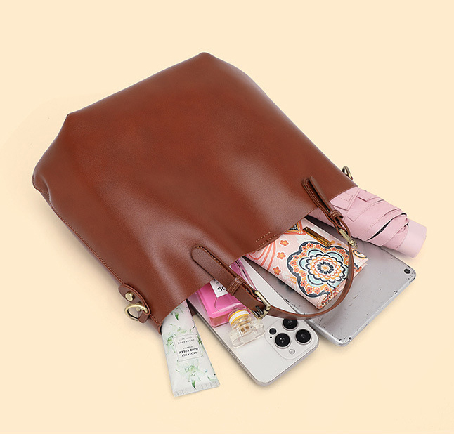 香港狄記皮具 狄記 原創真皮手工 ins郵差包 ins風格包包 頭層牛皮包包 皮革 原創手工真皮 皮件 DEEPKEE 復古真皮手工包