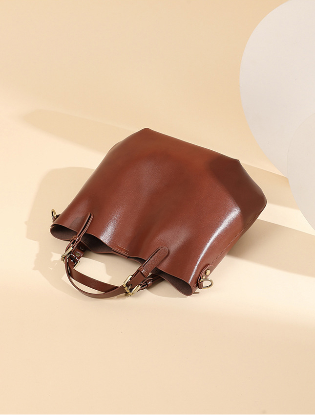 香港狄記皮具 狄記 原創真皮手工 ins郵差包 ins風格包包 頭層牛皮包包 皮革 原創手工真皮 皮件 DEEPKEE 復古真皮手工包