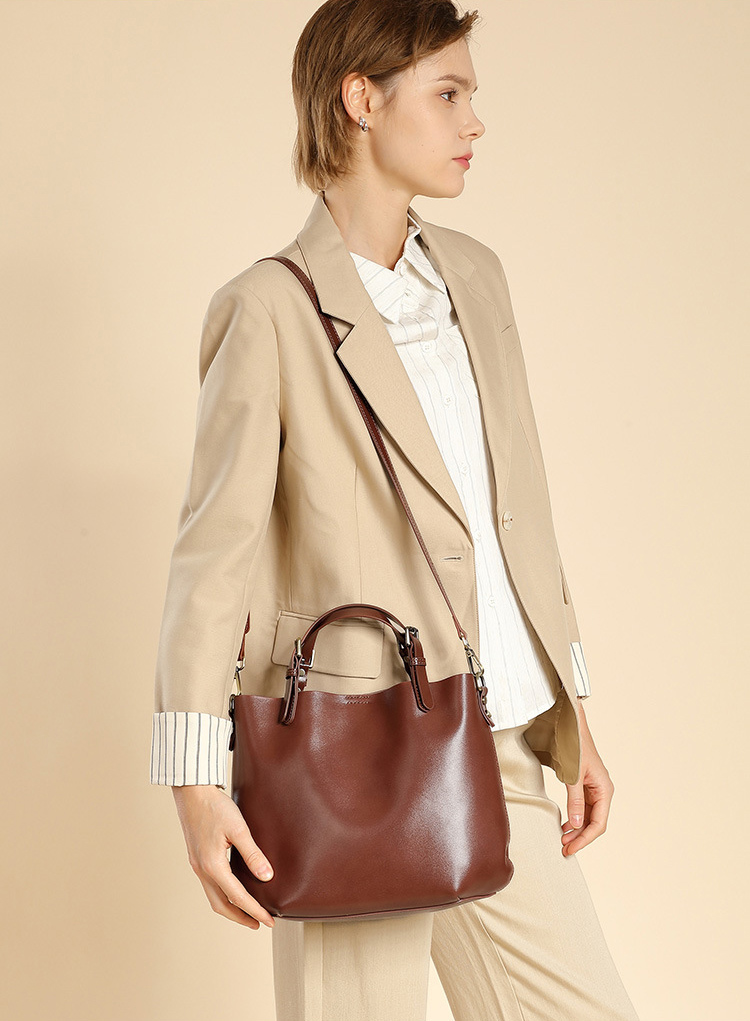 香港狄記皮具 狄記 原創真皮手工 ins郵差包 ins風格包包 頭層牛皮包包 皮革 原創手工真皮 皮件 DEEPKEE 復古真皮手工包