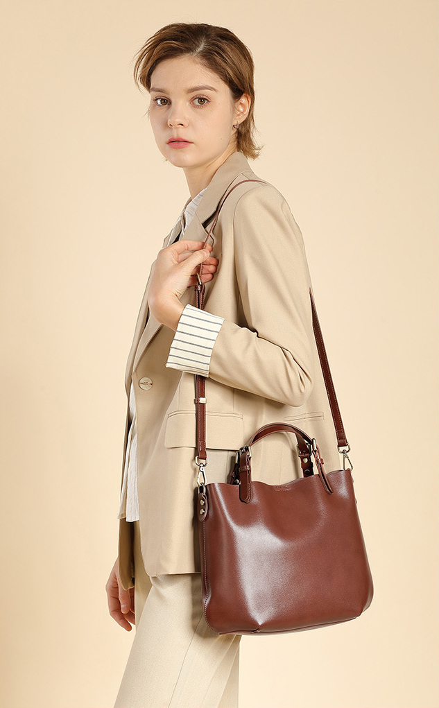 香港狄記皮具 狄記 原創真皮手工 ins郵差包 ins風格包包 頭層牛皮包包 皮革 原創手工真皮 皮件 DEEPKEE 復古真皮手工包