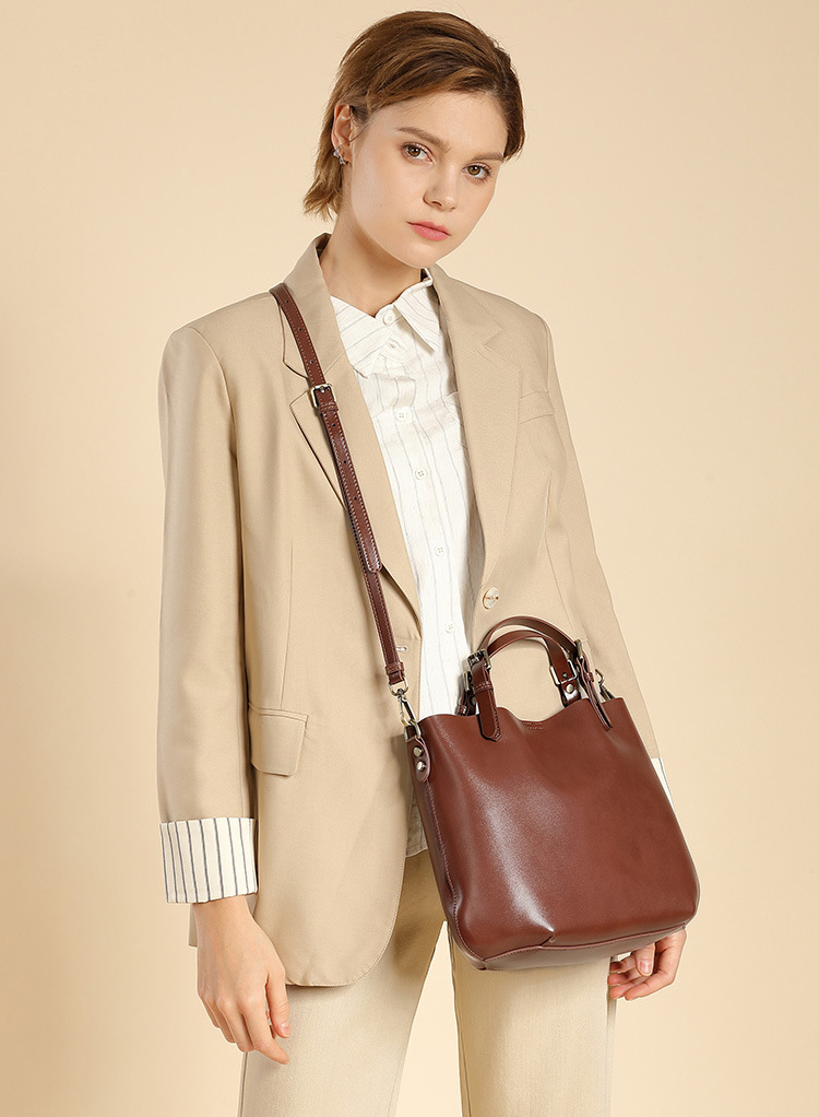 香港狄記皮具 狄記 原創真皮手工 ins郵差包 ins風格包包 頭層牛皮包包 皮革 原創手工真皮 皮件 DEEPKEE 復古真皮手工包