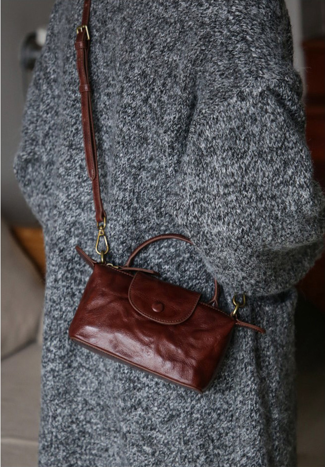 香港狄記皮具 狄記 原創真皮手工 ins郵差包 ins風格包包 頭層牛皮包包 皮革 原創手工真皮 皮件 DEEPKEE 復古真皮手工包