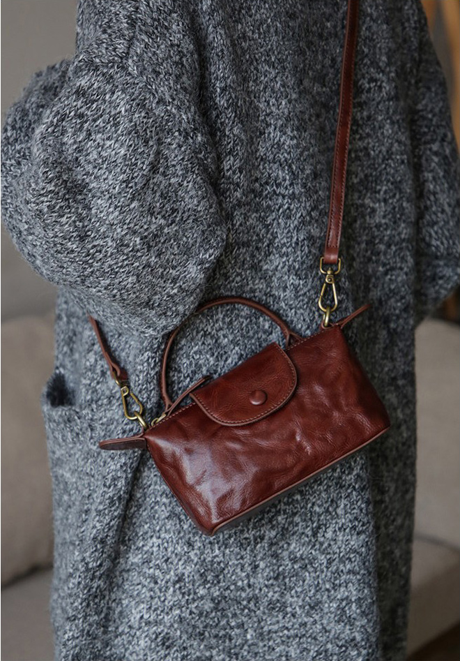 香港狄記皮具 狄記 原創真皮手工 ins郵差包 ins風格包包 頭層牛皮包包 皮革 原創手工真皮 皮件 DEEPKEE 復古真皮手工包