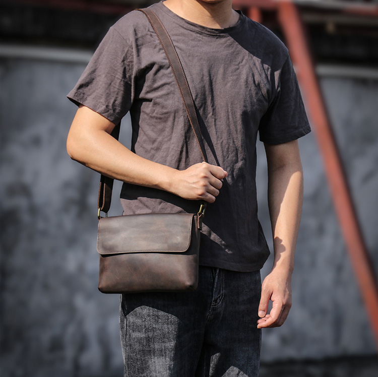 香港狄記皮具 狄記 原創真皮手工 ins郵差包 ins風格包包 頭層牛皮包包 皮革 原創手工真皮 皮件 DEEPKEE 復古真皮手工包