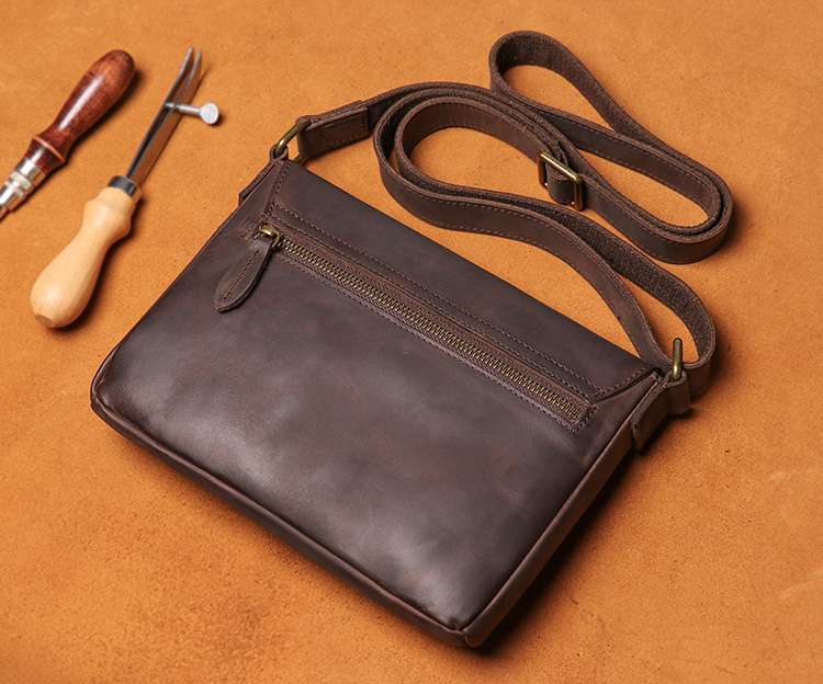 香港狄記皮具 狄記 原創真皮手工 ins郵差包 ins風格包包 頭層牛皮包包 皮革 原創手工真皮 皮件 DEEPKEE 復古真皮手工包