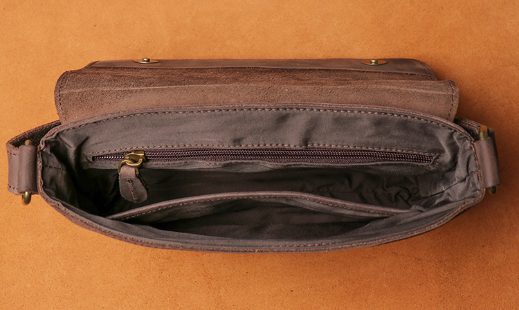 香港狄記皮具 狄記 原創真皮手工 ins郵差包 ins風格包包 頭層牛皮包包 皮革 原創手工真皮 皮件 DEEPKEE 復古真皮手工包