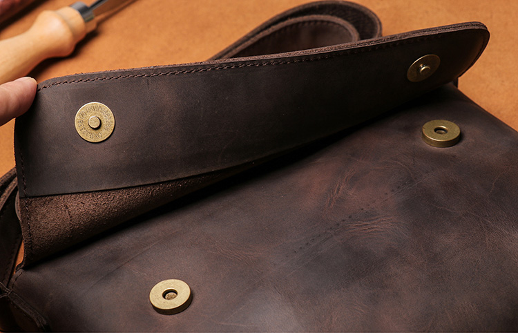 香港狄記皮具 狄記 原創真皮手工 ins郵差包 ins風格包包 頭層牛皮包包 皮革 原創手工真皮 皮件 DEEPKEE 復古真皮手工包