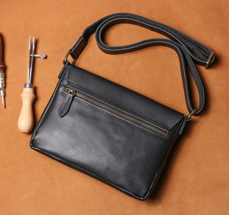 香港狄記皮具 狄記 原創真皮手工 ins郵差包 ins風格包包 頭層牛皮包包 皮革 原創手工真皮 皮件 DEEPKEE 復古真皮手工包